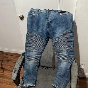 Blue skinny jeans size 40